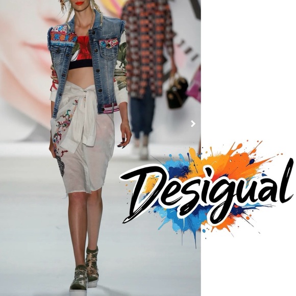Desigual embellished embroidered patched jean jacket rare 2016 runway piece Sm - Picture 3 of 14